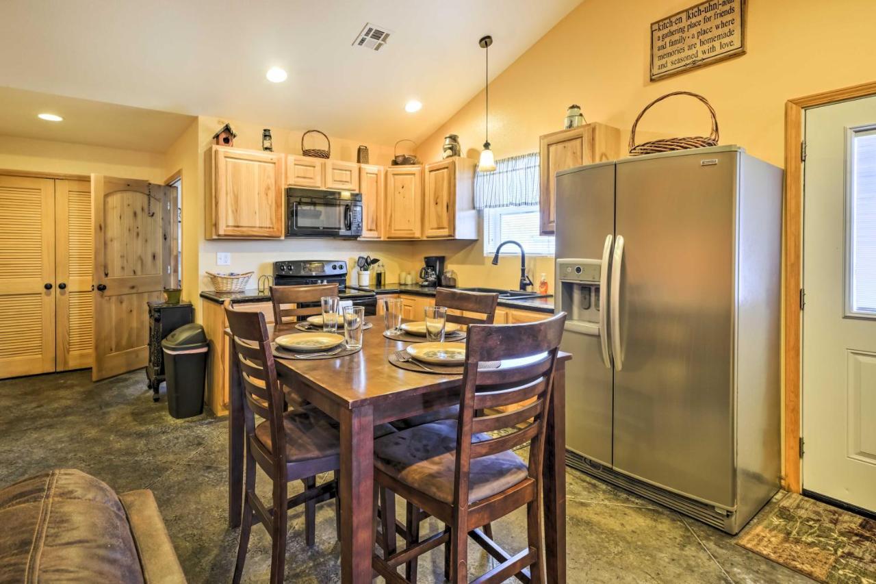 The Bunkhouse At Rolling Meadows Ranch With Grill! Villa Glencoe Buitenkant foto